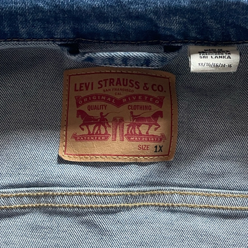 Levi's | Original Trucker Denim Jacket | Blue Denim Jacket | Jean Jacket - Picture 11 of 16